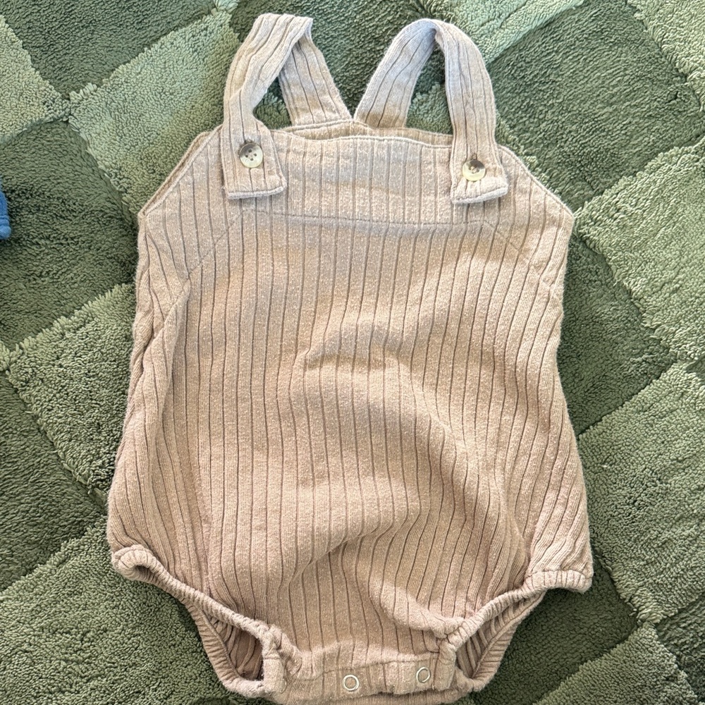 Cozy cream/tan Kids One Piece